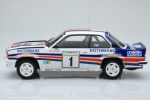 Opel Ascona 400 Rothmans #1 W. Rohrl / C. Geistdorfer Rally Acropolis 1982 IXO 1:18 18RMC097A Kov – obrázok 3 z 6