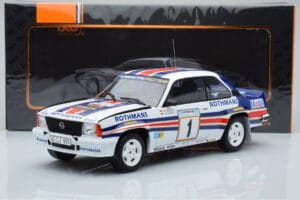 Opel Ascona 400 Rothmans #1 W. Rohrl / C. Geistdorfer Rally Acropolis 1982 IXO 1:18 18RMC097A Kov – obrázok 6 z 6