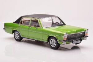 Opel Diplomat B Zelený Metalický MCG 1:18 MCG18337 Kov – obrázok 4 z 6