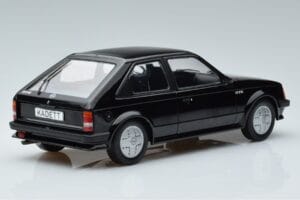 Opel Kadett D GTE Čierny MCG 1:18 MCG18270 Kov – obrázok 2 z 6