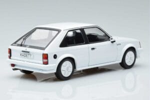 Opel Kadett D GTE Biely MCG 1:18 MCG18268 Kov – obrázok 2 z 6