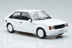 Opel Kadett D GTE Biely MCG 1:18 MCG18268 Kov – obrázok 4 z 6