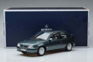 Opel Kadett E GSi Modrý Metalíza Norev 1:18 183614 Kov – obrázok 6 z 6