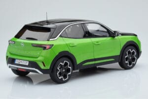 Opel Mokka-e GS Line Matcha Zelený Otto 1:18 OT435 Živica – obrázok 2 z 5