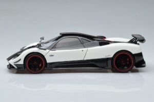 Pagani Zonda Cinque Biely Benny Almost Real 1:18 850601001 Kov – obrázok 5 z 12