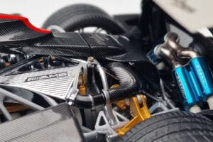 Pagani Zonda Cinque Biely Benny Almost Real 1:18 850601001 Kov – obrázok 10 z 12