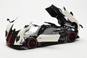 Pagani Zonda Cinque Roadster Biely Benny Almost Real 1:18 850611001 Kov – obrázok 2 z 8