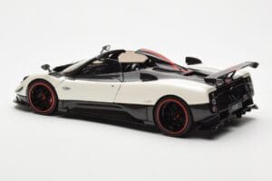 Pagani Zonda Cinque Roadster Biely Benny Almost Real 1:18 850611001 Kov – obrázok 7 z 8