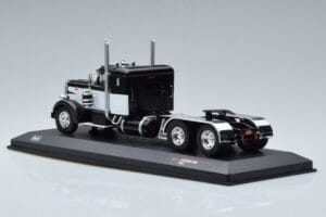 Peterbilt 350 Čierny IXO 1:43 TR114 Kov – obrázok 5 z 6