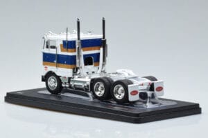Peterbilt 352 H Biely IXO 1:43 TR078 Kov – obrázok 5 z 6
