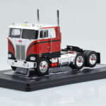 Peterbilt 352 Pacemaker Červený Biely IXO 1:43