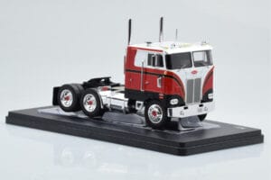 Peterbilt 352 Pacemaker Červený Biely IXO 1:43 TR097 Kov – obrázok 3 z 4