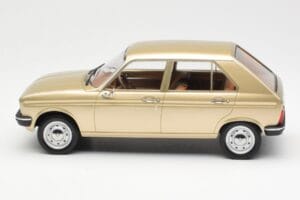 Peugeot 104 GR Béžový Metalíza Norev 1:18 184904 Kov – obrázok 3 z 6
