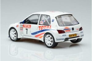Peugeot 106 Maxi Rally D'Antibes 2000 Otto 1:18 OT947 Živica – obrázok 5 z 6