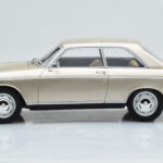 Peugeot 204 Coupe Béžový Otto 1:18 - image 3 of 6