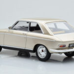 Peugeot 204 Coupe Béžový Otto 1:18 - image 5 of 6