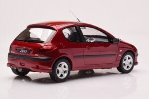 Peugeot 206 S16 Červený Otto 1:18 OT1039 Živica – obrázok 2 z 6