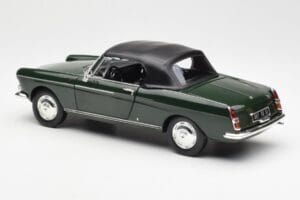 Peugeot 404 Kabriolet Antique Green Limitovaná Edícia Norev 1:18 184829 Kov – obrázok 7 z 8