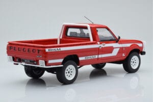 Peugeot 504 Dangel Pickup Červený Otto 1:18 OT436 Živica – obrázok 2 z 6