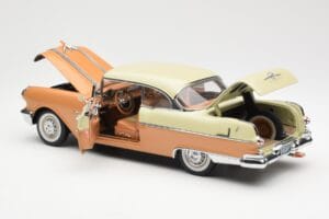 Pontiac Star Chief Hardtop Červený Biely Sun Star 1:18 5043 Kov – obrázok 5 z 8