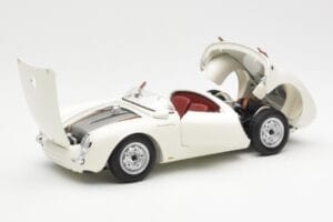 Porsche 550 Spyder Edícia 70 Rokov Biely Schuco 1:18 450033300 Kov – obrázok 2 z 8