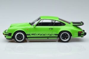 Porsche 911 3.2 Carrera Limetková Zelená GT Spirit 1:18 GT740 Živica – obrázok 3 z 6