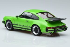 Porsche 911 3.2 Carrera Limetková Zelená GT Spirit 1:18 GT740 Živica – obrázok 5 z 6