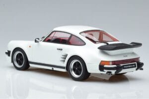 Porsche 911 930 Turbo S Grand Prix White GT Spirit 1:18 GT786 Živica – obrázok 5 z 6