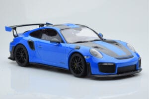 Porsche 911 GT2 RS 991.2 Weissach Package Modrý Čierne Horčíkové Kolesá Minichamps 1:18 153068316 Kov – obrázok 4 z 6