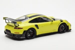Porsche 911 991.2 GT2 RS Svetlozelený S Čiernymi Magnéziovými Kolesami Minichamps 1:18 155068300 Kov – obrázok 2 z 6