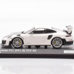 Porsche 911 991.2 GT2 RS Biely Minichamps 1:43