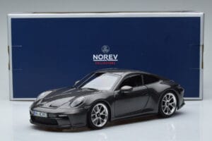 Porsche 911 992 GT3 Touring Package Šedý Norev 1:18 187305 Kov – obrázok 7 z 7
