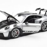 Porsche 911 992 GT3 Weissach Pack GT Strieborný Metalíza Norev 1:18 - image 2 of 8