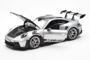 Porsche 911 992 GT3 Weissach Pack GT Strieborný Metalíza Norev 1:18 187366 Kov – obrázok 2 z 8