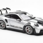 Porsche 911 992 GT3 Weissach Pack GT Strieborný Metalíza Norev 1:18 - image 6 of 8