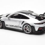 Porsche 911 992 GT3 Weissach Pack GT Strieborný Metalíza Norev 1:18 - image 7 of 8