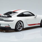Porsche 911 992 GT3 Biely Norev 1:18 - image 3 of 7