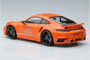 Porsche 911 992 Turbo S China 20th Anniversary Oranžový Minichamps 1:18 155069171 Kov – obrázok 5 z 6