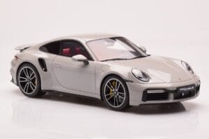 Porsche 911 992 Turbo S Crayon Šedý GT Spirit 1:18 GT431 Živica – obrázok 4 z 6
