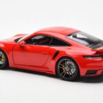 Porsche 911 992 Turbo S Sport Design Červený Minichamps 1:18 - image 7 of 8