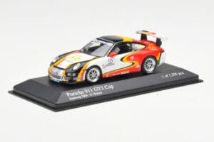 Porsche 911 996 GT3 Cup #10 G. Horion Porsche Supercup 2006 Minichamps 1:43 400066410 Kov – obrázok 2 z 4