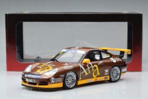 Porsche 911 996 GT3 Cup M. Marsh Carrera Cup Asia Winner 2004 AUTOart 1:18 80489 Kov – obrázok 7 z 7