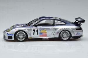 Porsche 911 996 GT3 RSR #71 A. Job 2005 AUTOart 1:18 80583 Kov – obrázok 4 z 7