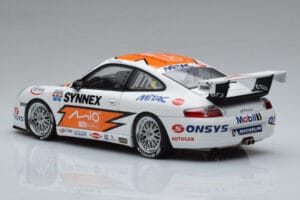 Porsche 911 996 GT3 R #1 C. Kwan Carrera Cup Asia 2004 AUTOart 1:18 80487 Kov – obrázok 6 z 7