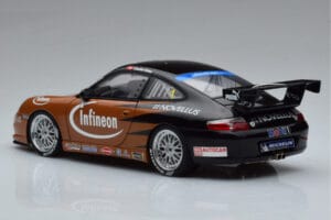 Porsche 911 996 GT3 R #2 S. Miau Carrera Cup Asia 2004 AUTOart 1:18 80488 Kov – obrázok 6 z 7
