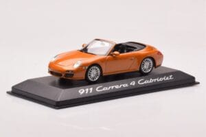 Porsche 911 997 Carrera 4 Kabriolet Oranžový Metalický Minichamps 1:43 WAP02001618 Kov – obrázok 2 z 4