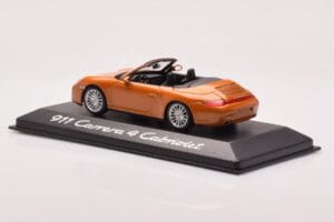 Porsche 911 997 Carrera 4 Kabriolet Oranžový Metalický Minichamps 1:43 WAP02001618 Kov – obrázok 3 z 4