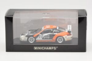 Porsche 911 997 GT3 Cup Noble Group #9 R. Meins Carrera Cup Asia Macau 2007 Minichamps 1:43 400076419 Kov – obrázok 4 z 4