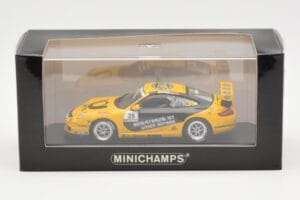 Porsche 911 997 GT3 Cup Tolimit Motorsport #39 Menzel Porsche Supercup 2007 Minichamps 1:43 400066439 Kov – obrázok 4 z 4