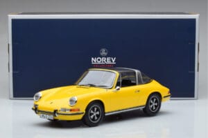 Porsche 911 E Targa Norev 1:18 187643 Kov – obrázok 7 z 7
